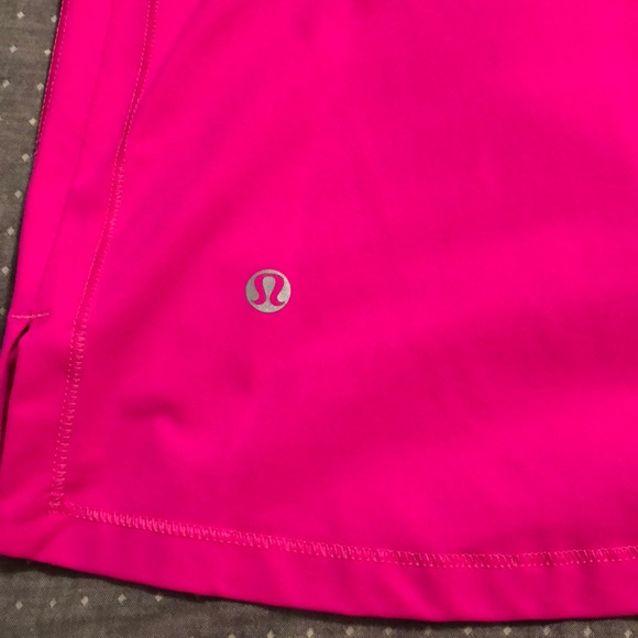 Workout top - Picture 3 of 3